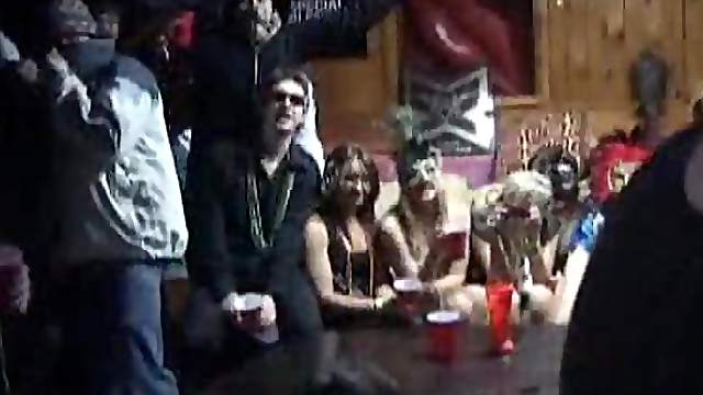 Blowjob, fucking and pussy eating at a party