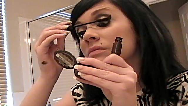 Beautiful Andi Crush does her makeup