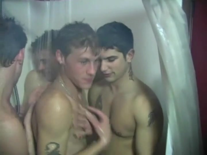 Four guys crammed into the shower and masturbating - Gay Alpha Porno