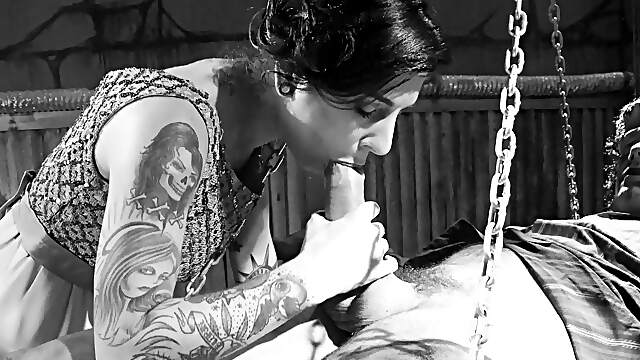 Joanna's luscious lips devour Ramon in a steamy BJ session